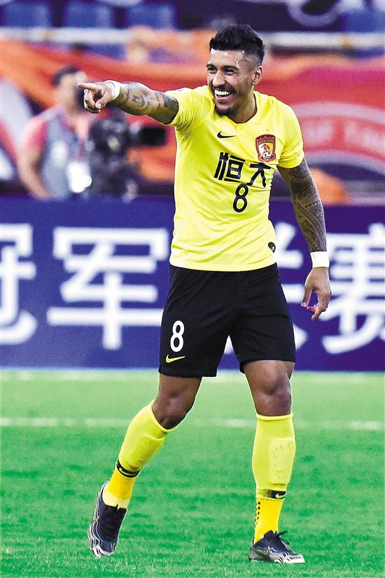 保利尼奥入选国家队，成为焦点话题
